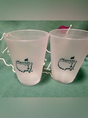 Masters Frosted Plastic Keepsake Cups with Green Golf Logo - Set of 2